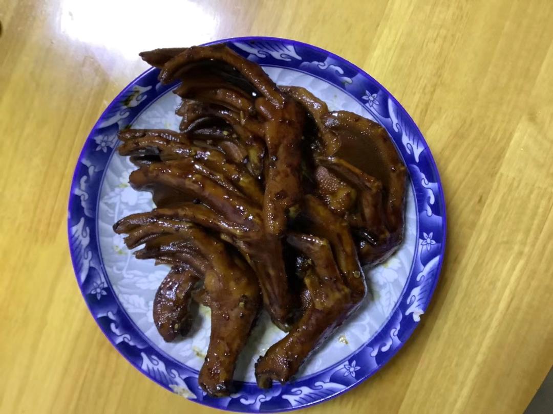 周黑鸭味～～～鸭翅 鸭爪