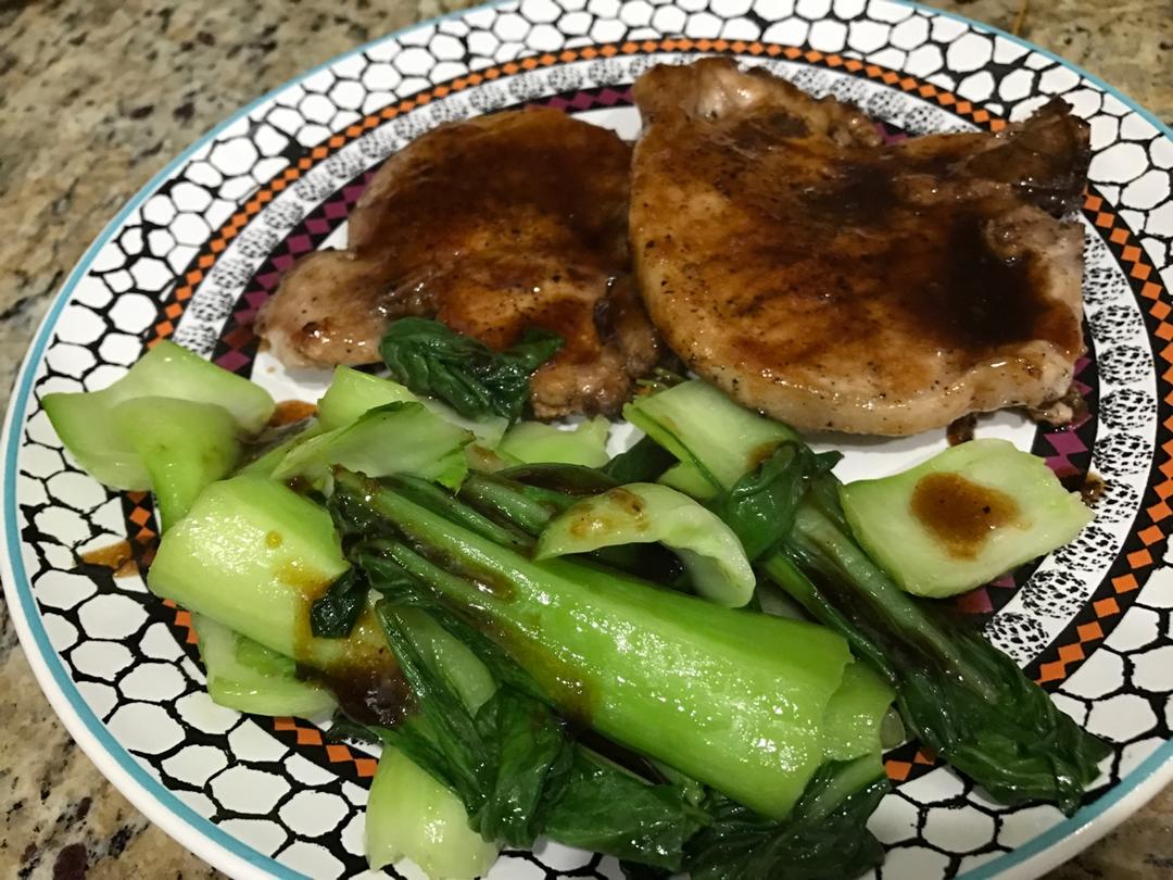 煎猪扒（超简单）和其他的猪扒在这食谱的最下面