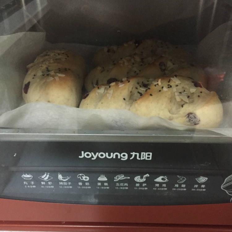 麦片核桃软欧包~汤种