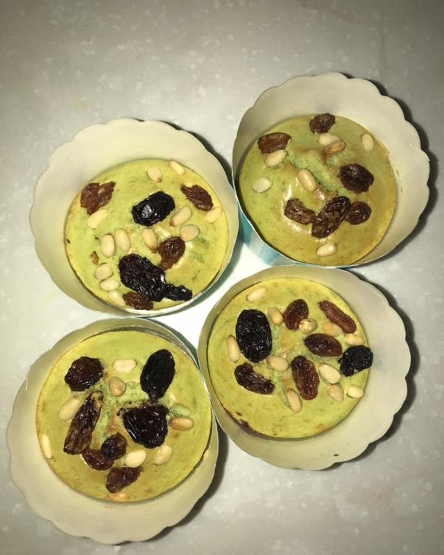 抹茶戚风纸杯蛋糕或8寸模具