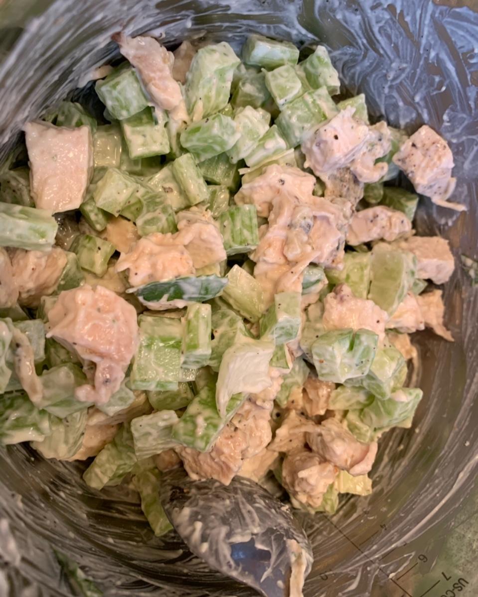 留学生鸡肉沙拉