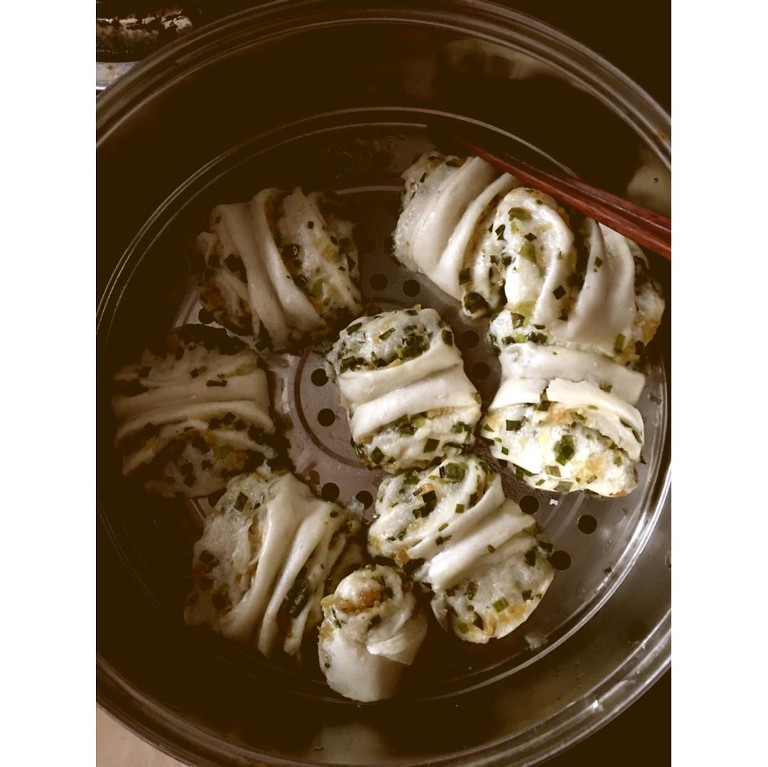 最好吃的火腿葱香花卷—附让葱不变黄的小窍门