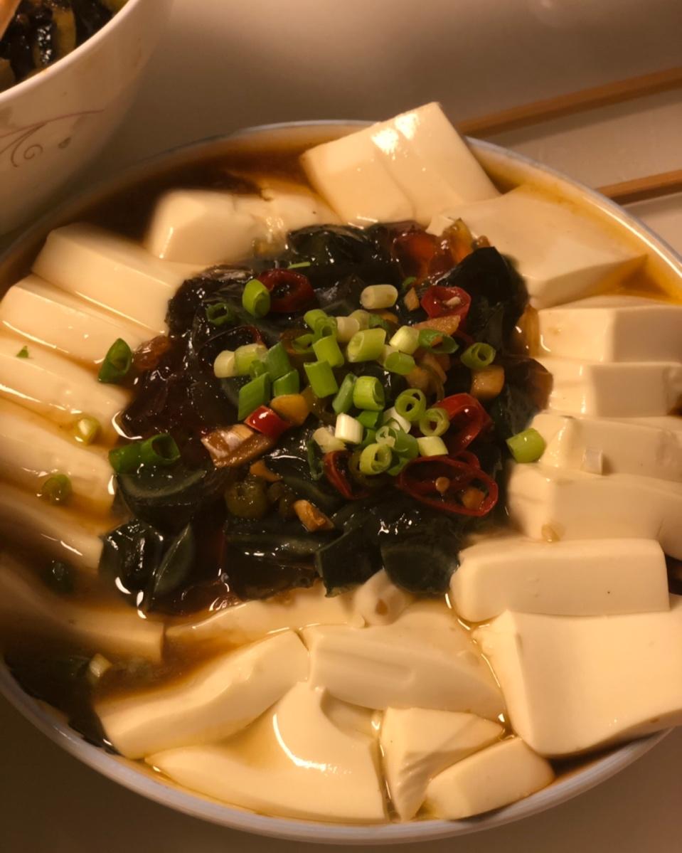 皮蛋拌豆腐（从这道菜说起，如何拌出好吃的凉拌菜）