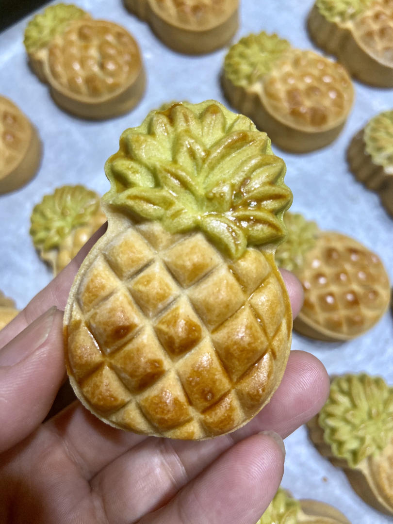 广式月饼通用饼皮（内附凤梨小菠萝🍍月饼的详细做法）