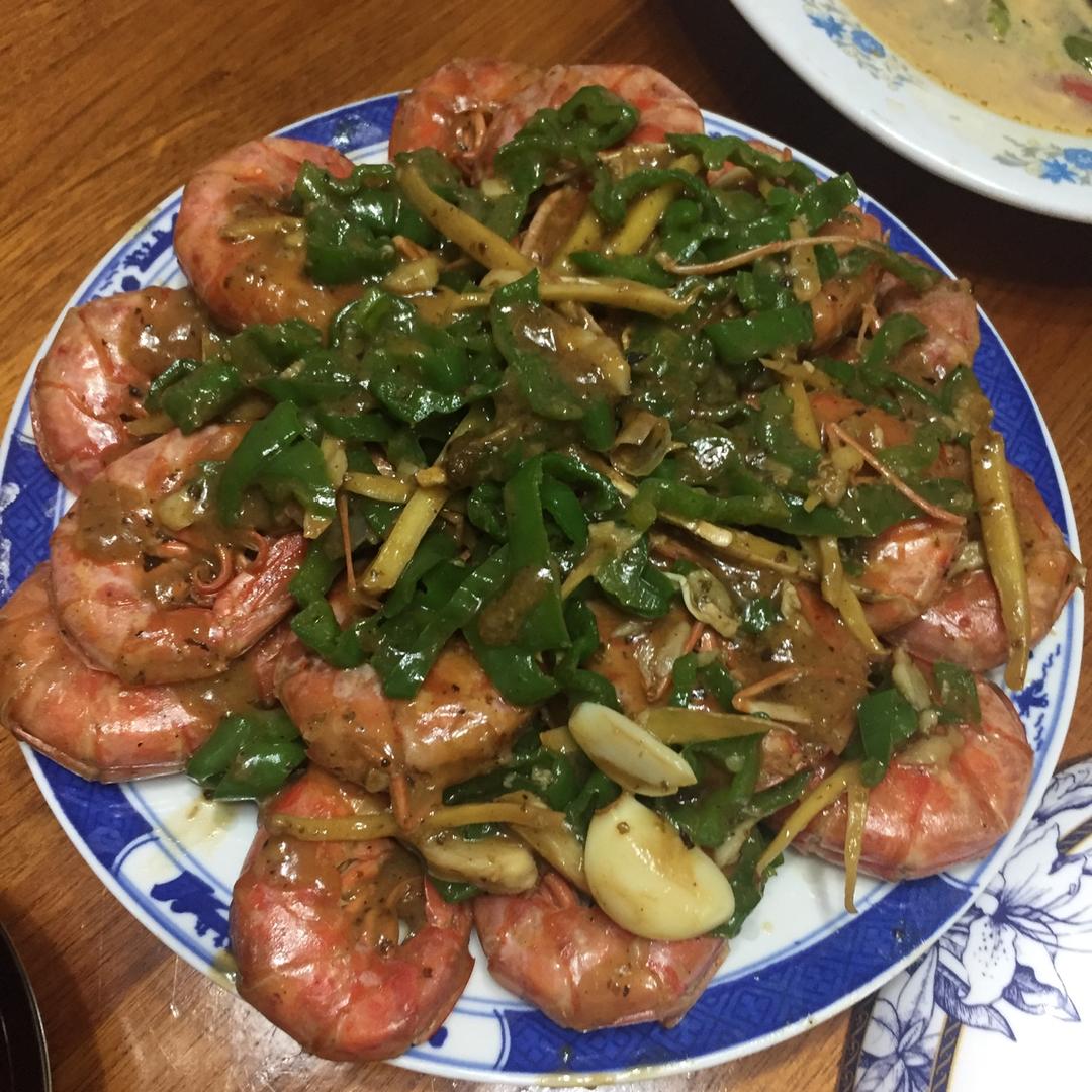 蒜香煎阿根廷红虾