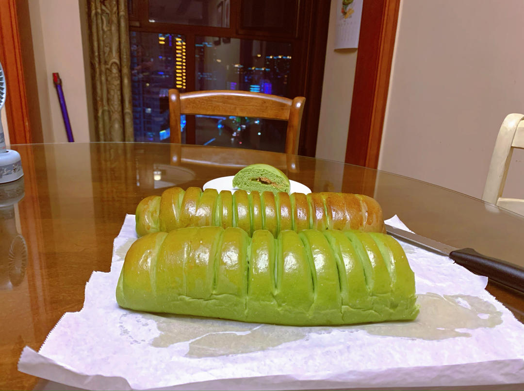 毛毛虫肉松面包