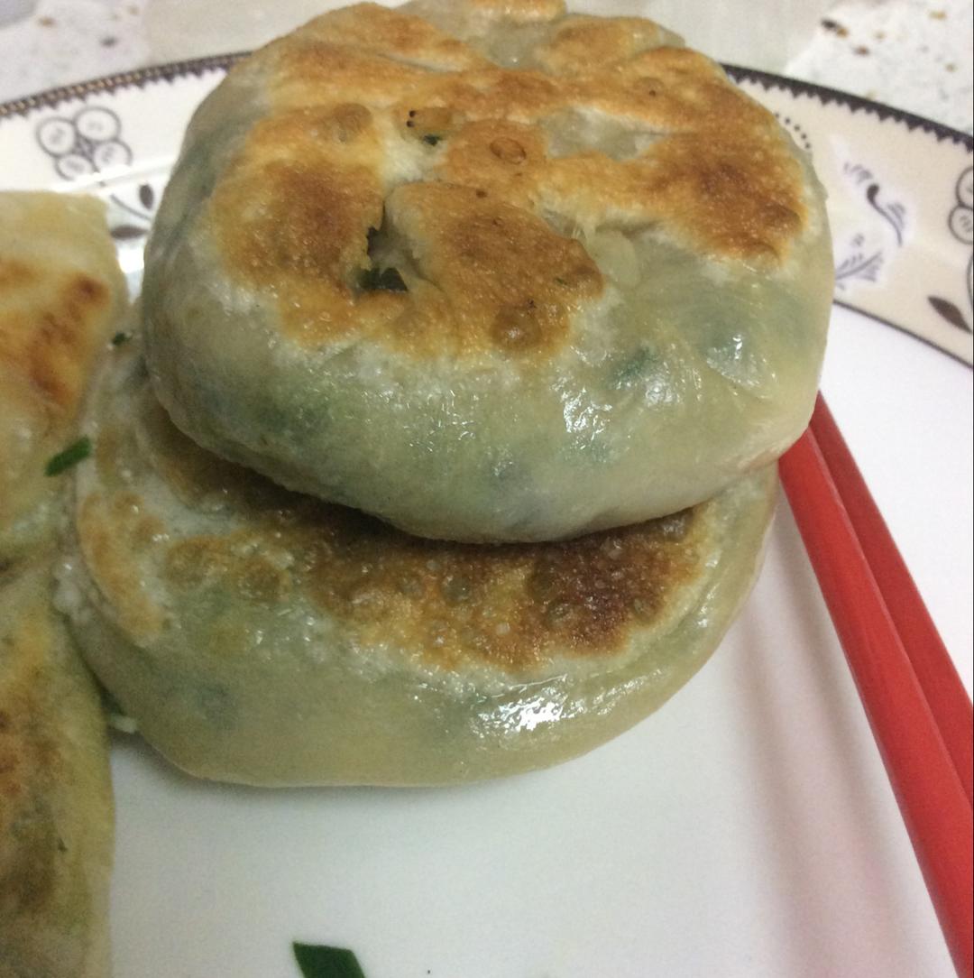 皮薄馅大～韭菜鸡蛋饼