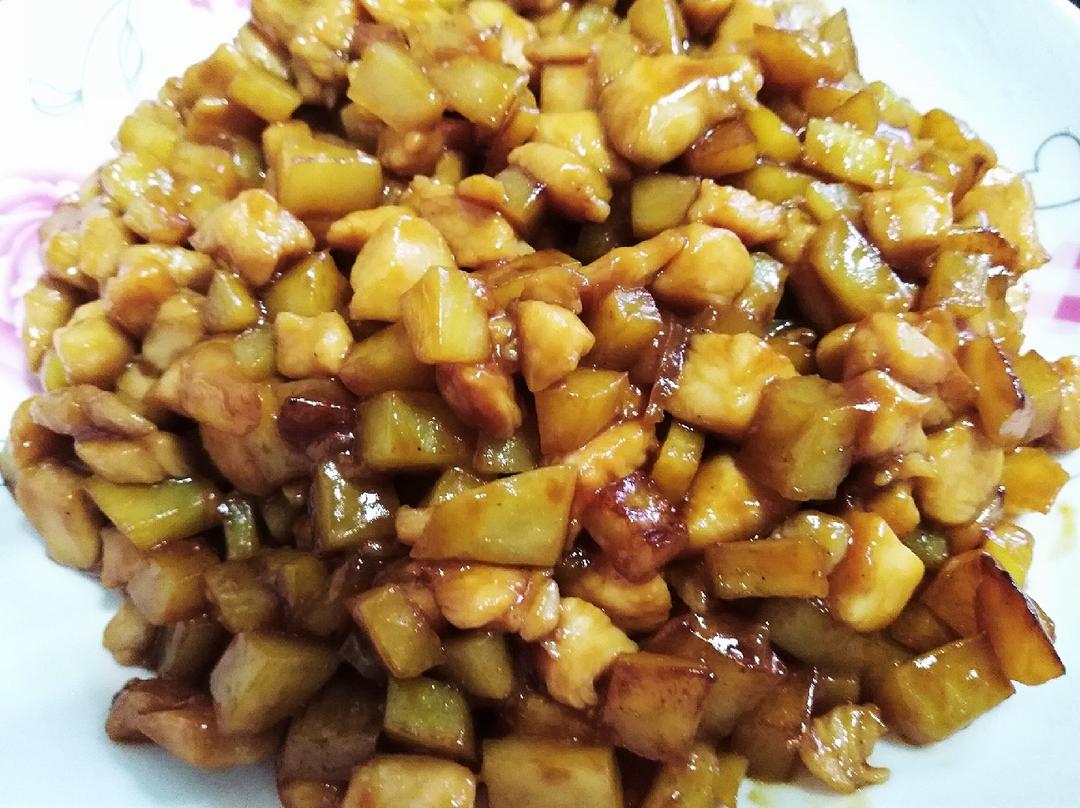 一道怎么做都好吃的干煎土豆鸡丁（红烧，咖喱，椒盐，孜然）