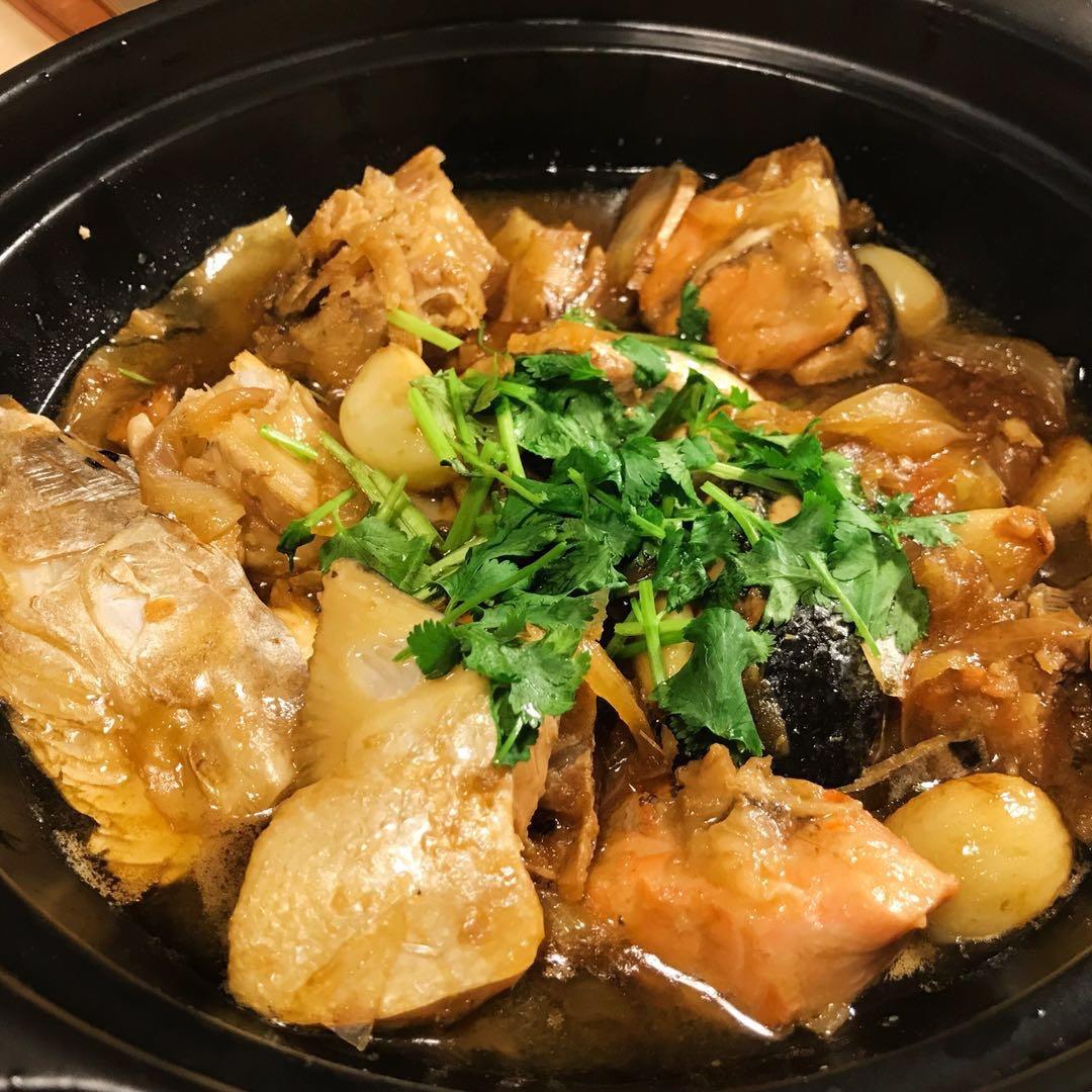 这么做《中餐厅》里的砂锅鱼头煲，超简单！