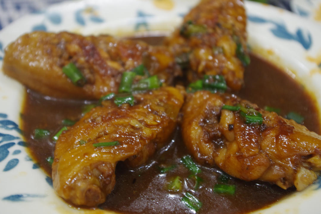 妈妈家的味道，吃了停不下来的红烧鸡翅
