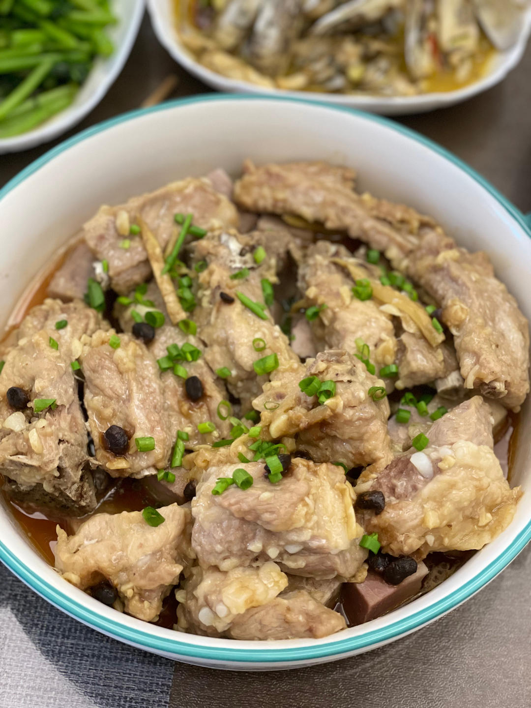 荔浦芋头蒸排骨