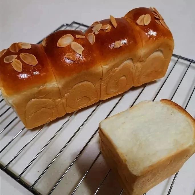 一款万能百搭的吐司【港式吐司】