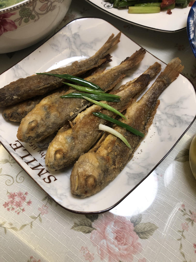 酥炸小黄鱼～吸油少