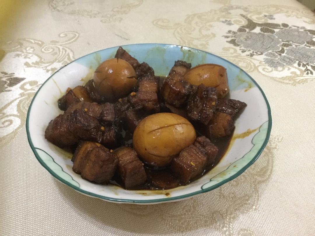 卤蛋红烧肉