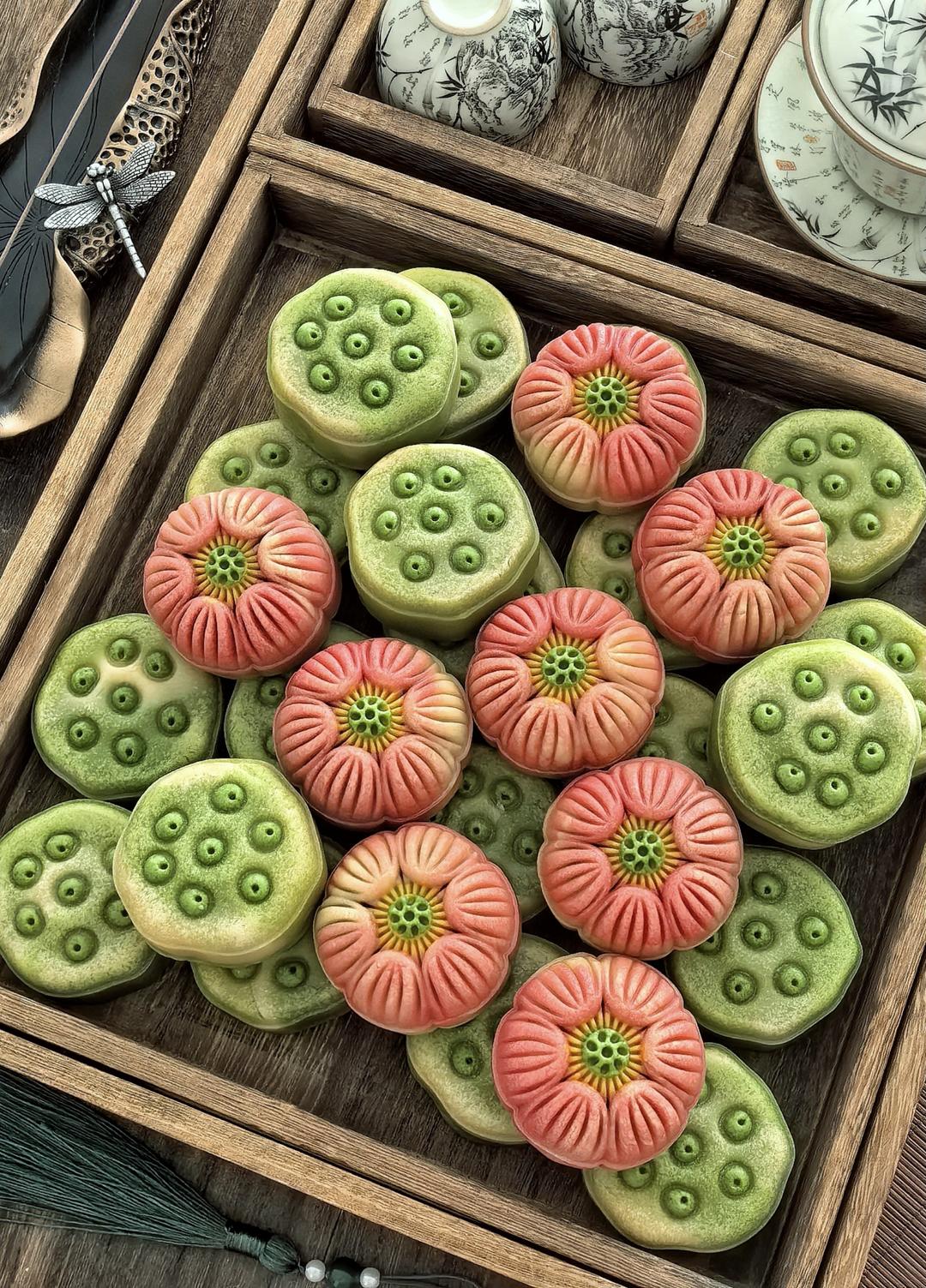 国潮风‼️万“狮”如意‼️两种口味广式蛋黄月饼