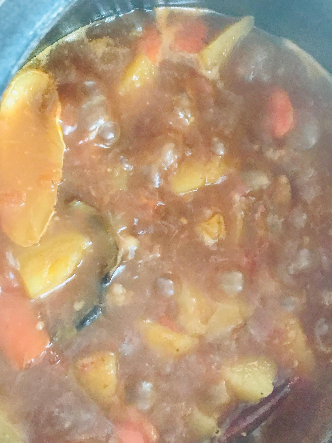 不放一滴水的番茄土豆炖牛腩（电饭锅版）