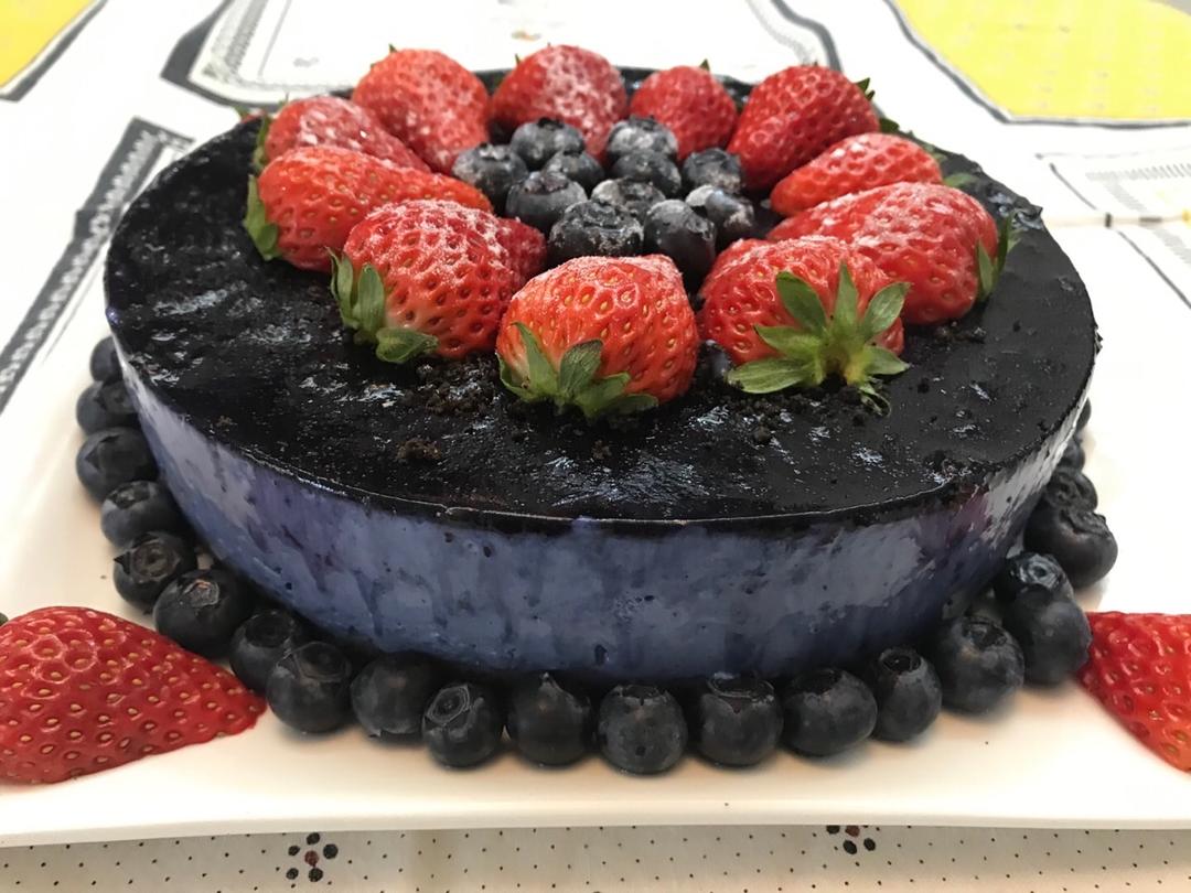 《Tinrry下午茶》教你做蓝莓益力多慕斯