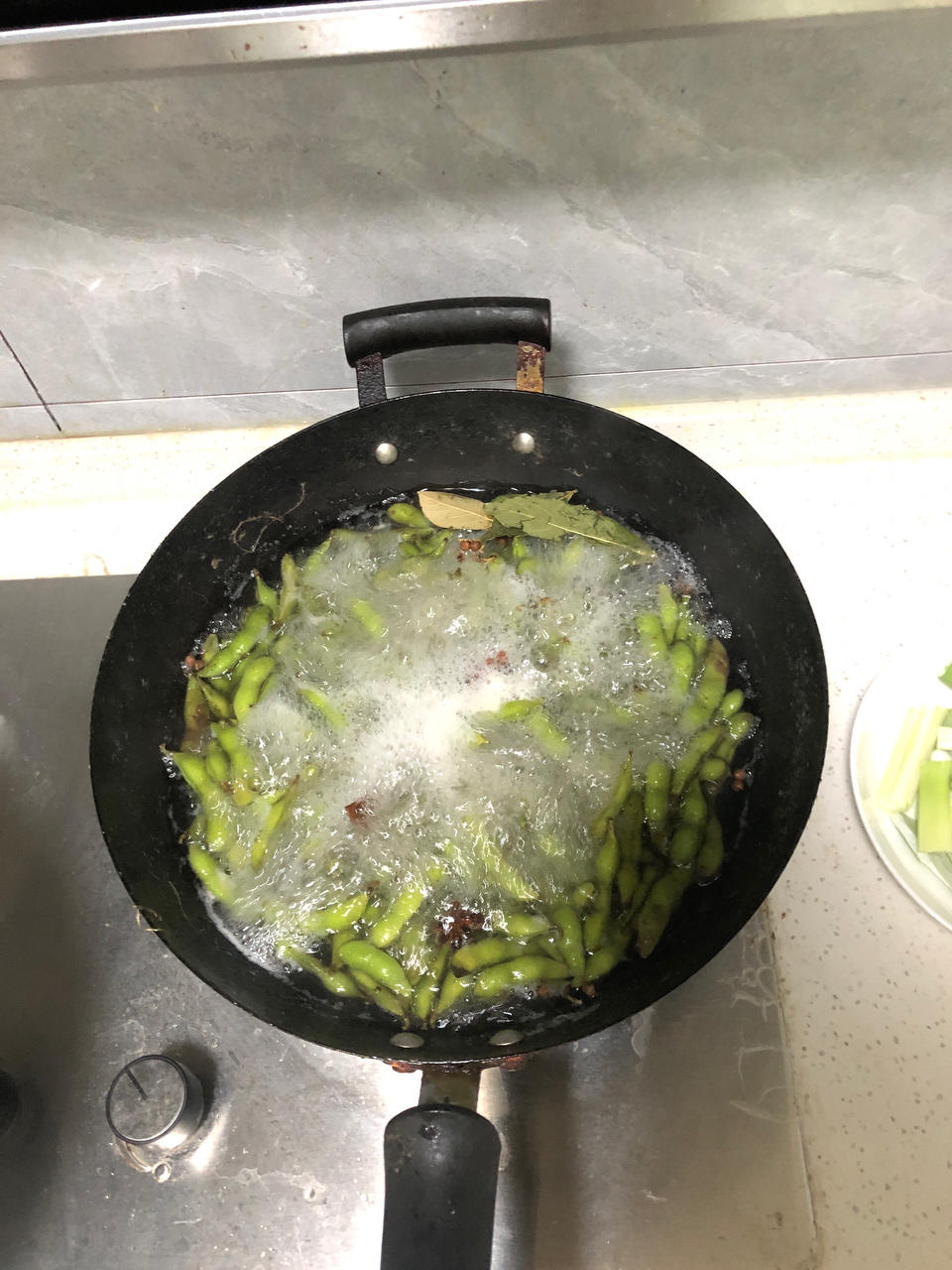 超级简单的煮毛豆