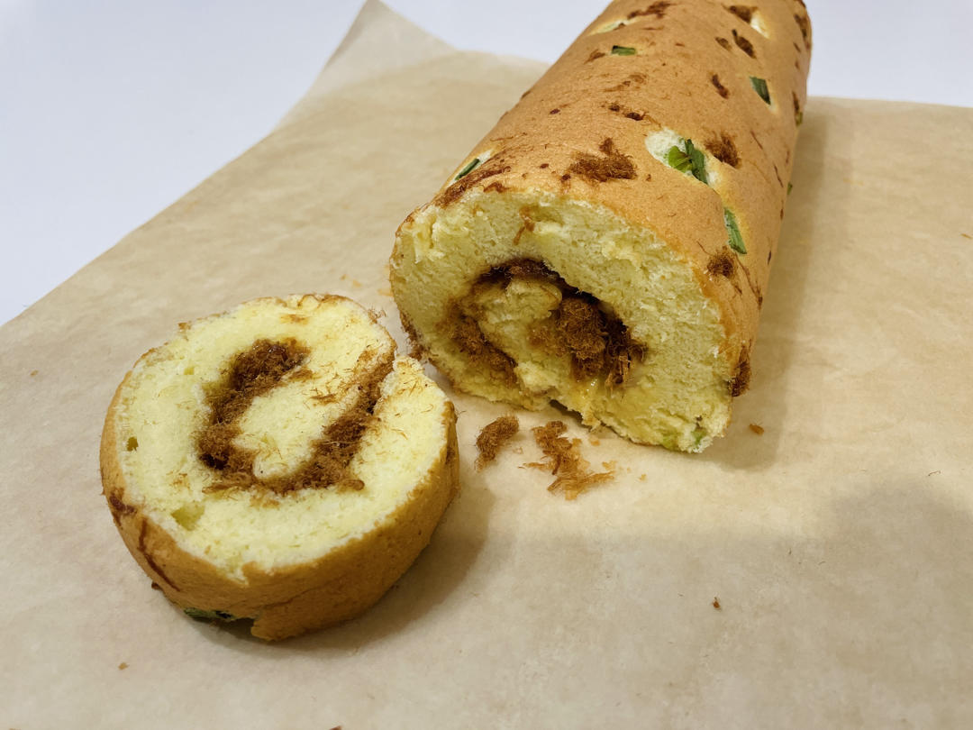 《Tinrry下午茶》教你做基础原味蛋糕卷