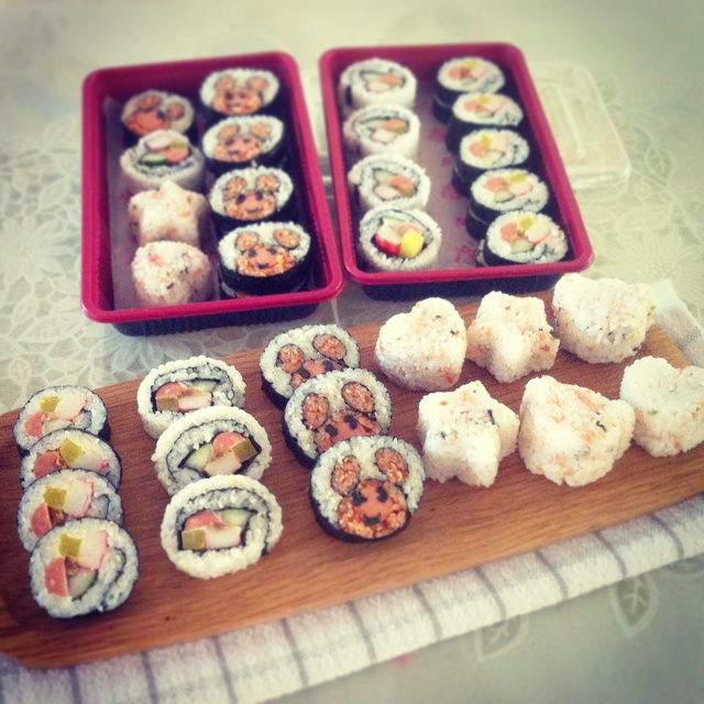 小熊梅花蛋烧便当