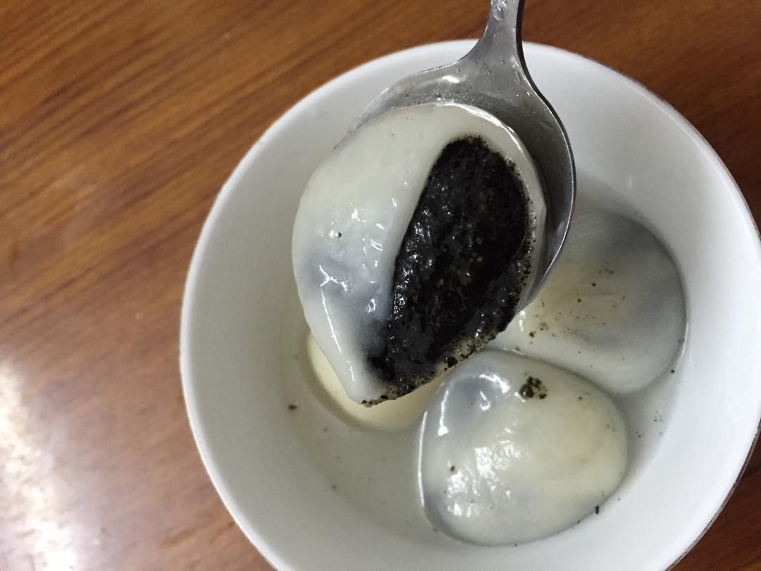 黑芝麻汤圆