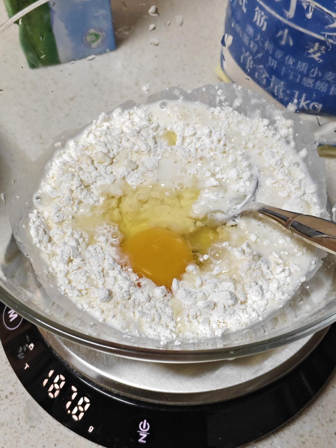 纯奶手撕吐司的做法 步骤1