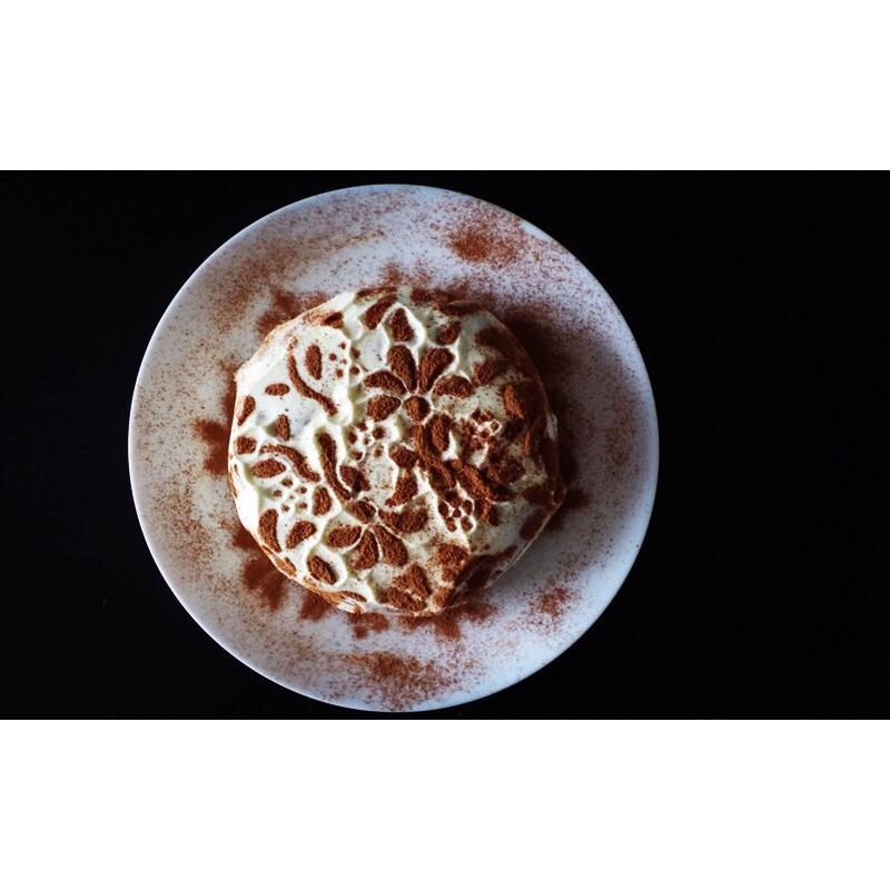 装饰奶油蛋糕