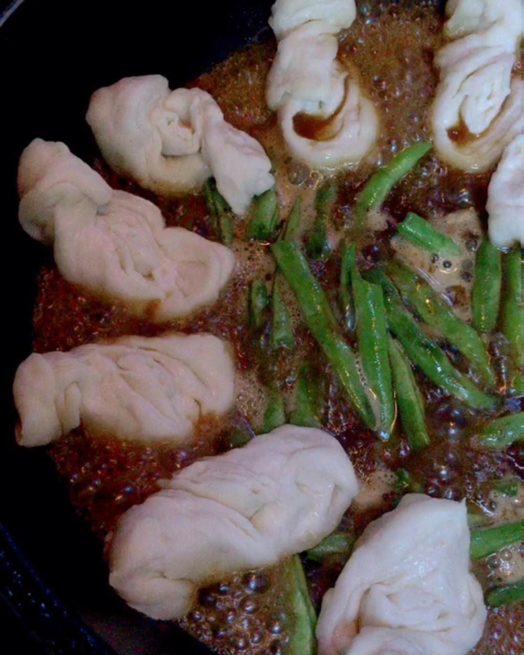 懒人饭豆角粘卷子一锅出