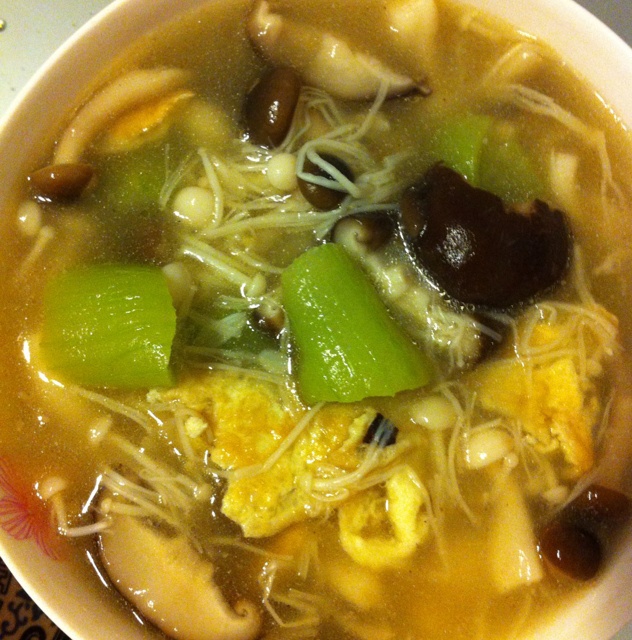 芙蓉菌菇丝瓜汤