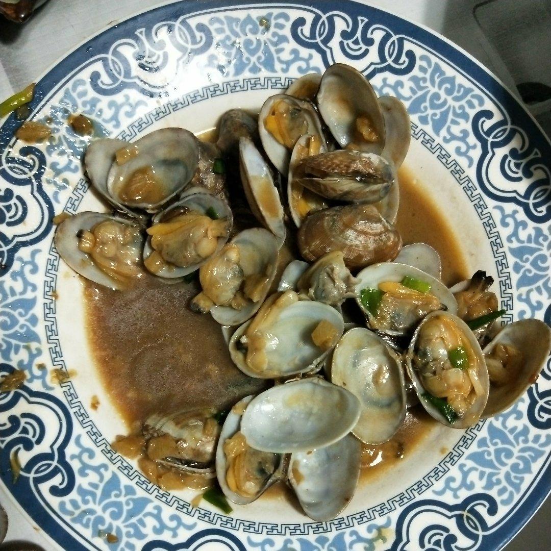 蒜香炒花甲