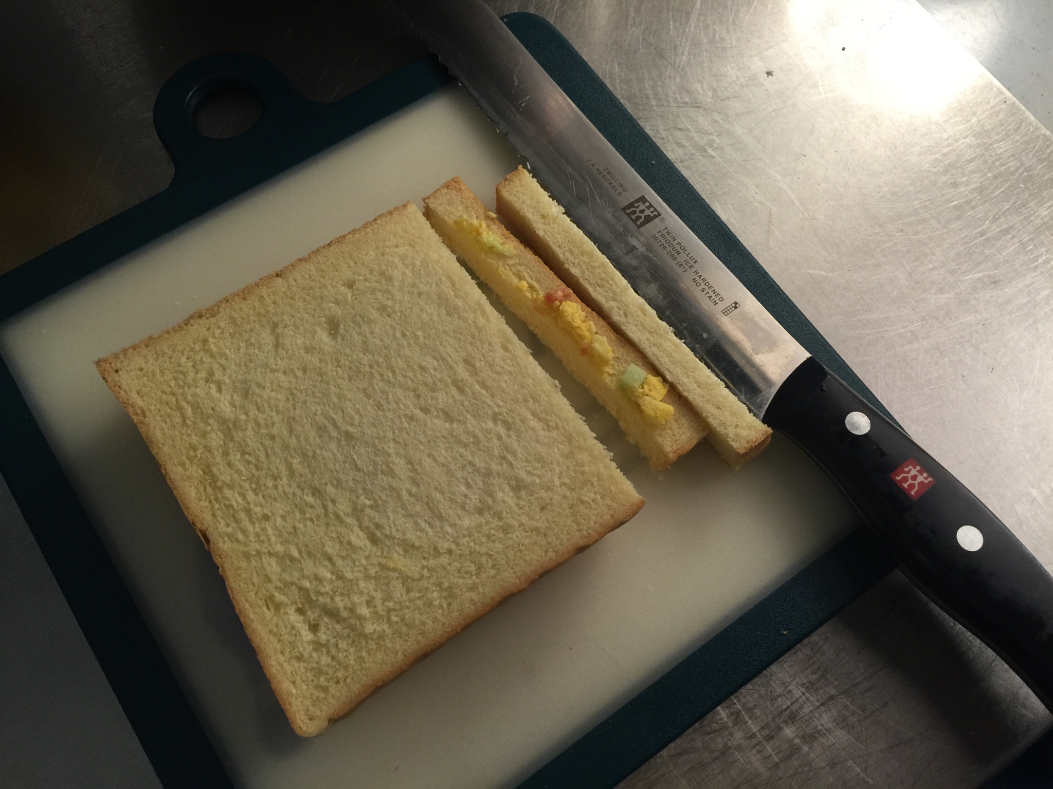 快手美味鸡蛋三明治的做法 步骤11