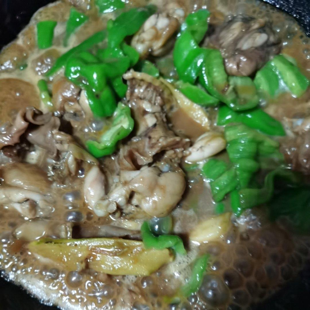 家庭版干锅牛蛙