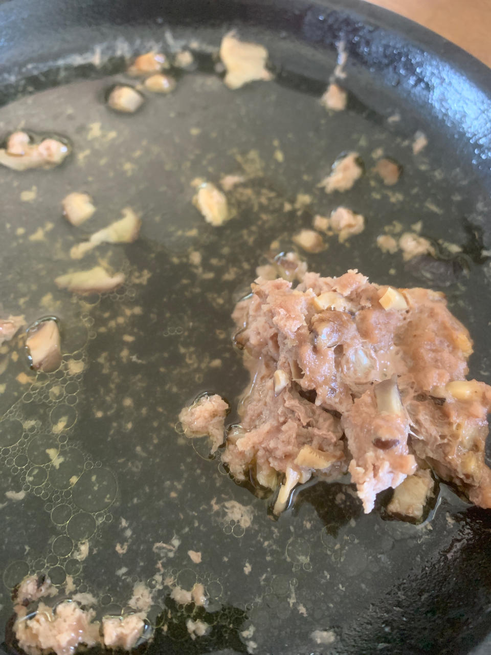 嫩滑的蒸肉饼