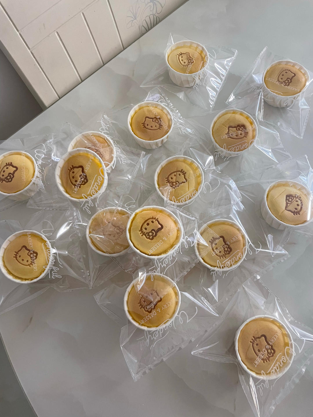 不开裂不回缩的纸杯小蛋糕