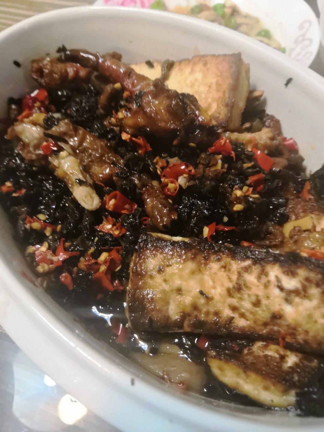 梅干菜烧虎皮凤爪