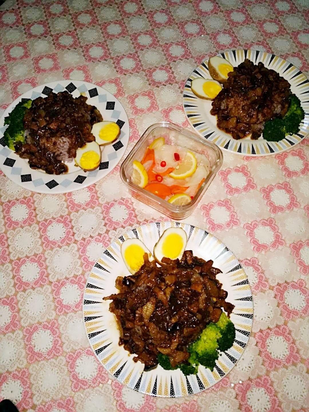 一碗高颜值有内涵的台湾卤肉饭