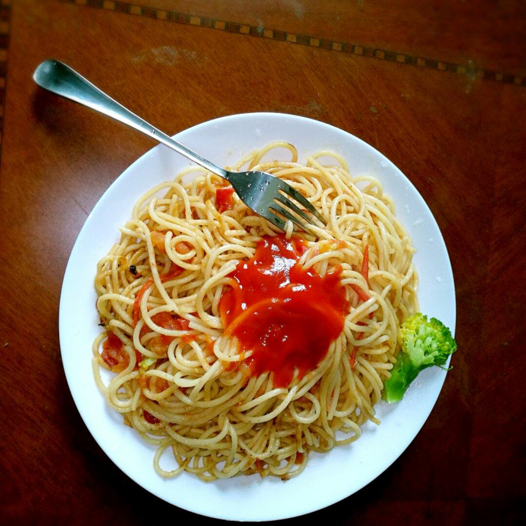 番茄肉酱意大利面