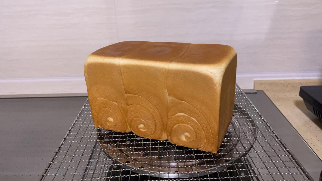 吐司，奶香手撕面包，超级香浓