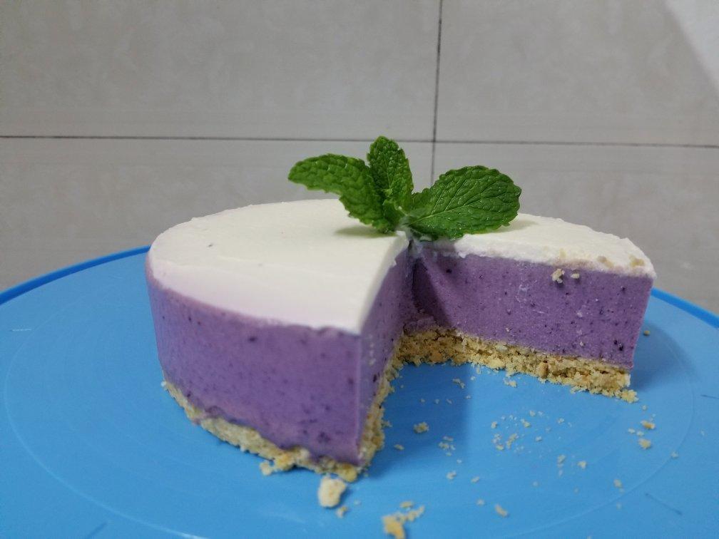 风信子_lz7b做的《tinrry下午茶》教你做蓝莓益力多慕斯