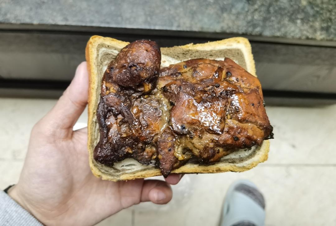 完美复刻M记板烧鸡腿堡—试过你会回来谢我的