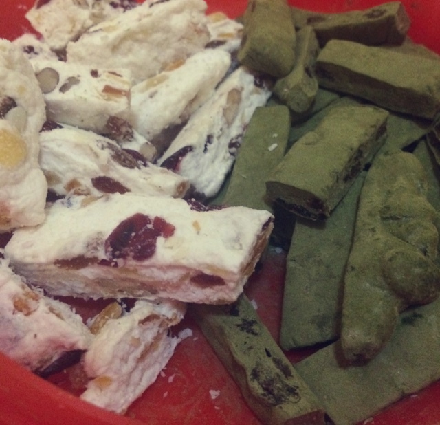 独家秘制抹茶杏仁白巧牛轧糖！！微波炉叮40秒不毁锅不毁勺！！