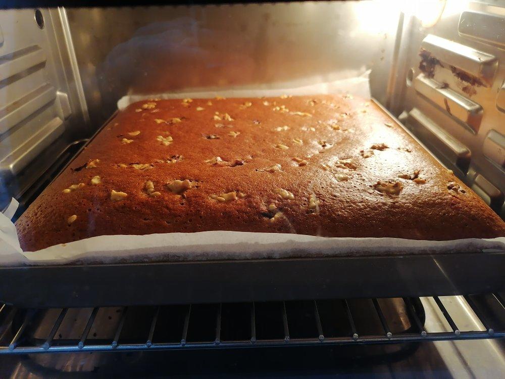 超简单-台式核桃香蕉蛋糕