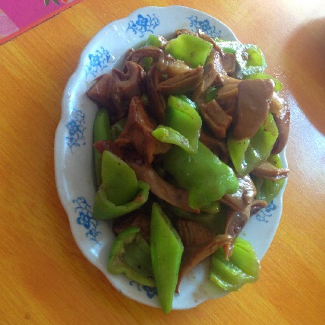 辣椒炒肚丝