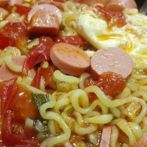懶人餐——番茄辛拉麵的做法 步骤6