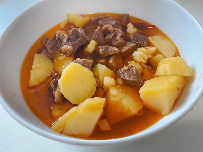 土豆炖牛肉（高压锅版）的做法