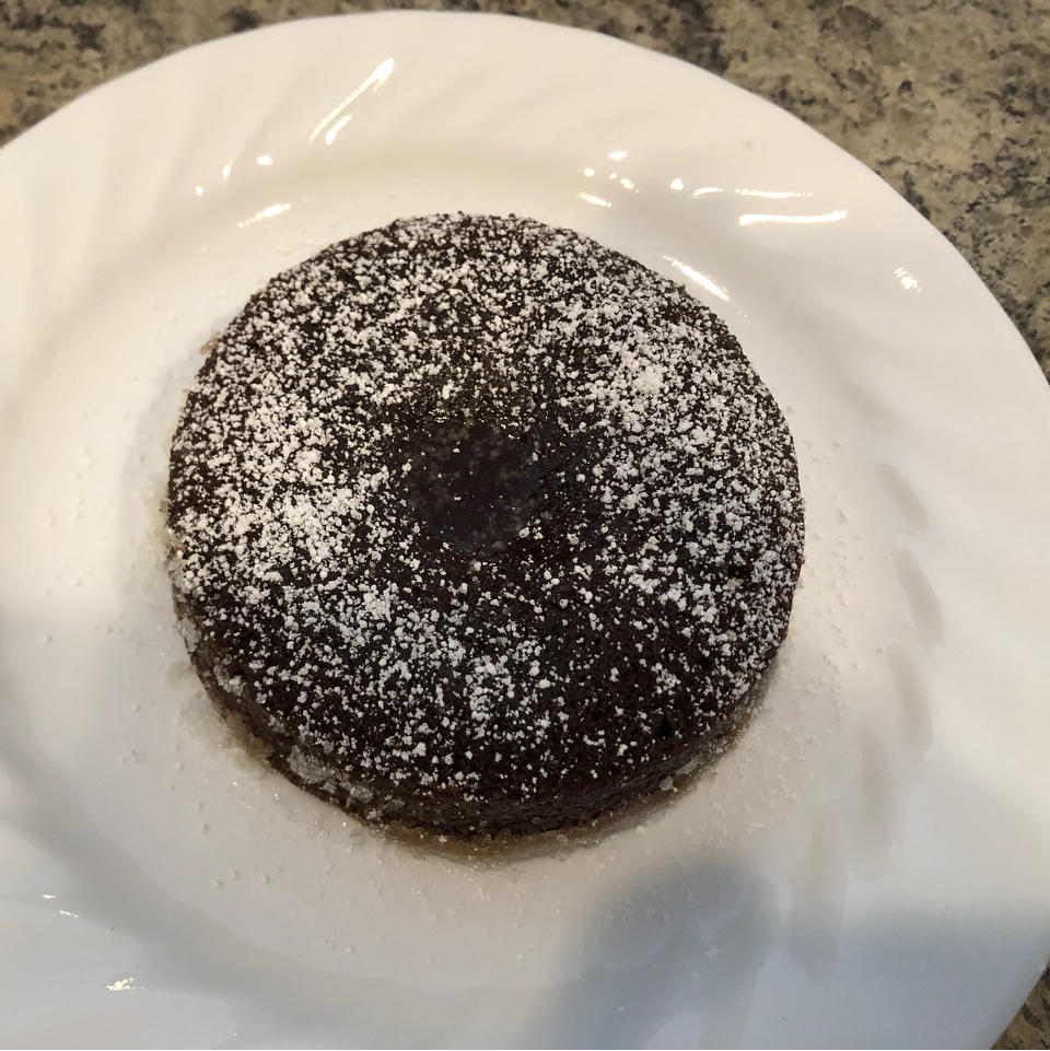 巧克力熔岩蛋糕 Chocolate Molten Lava Cake