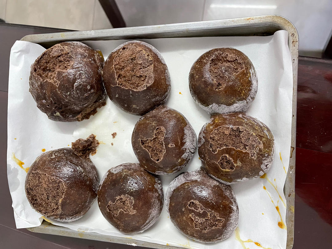 黑眼豆豆面包