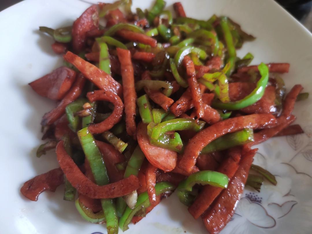 青椒炒香肠