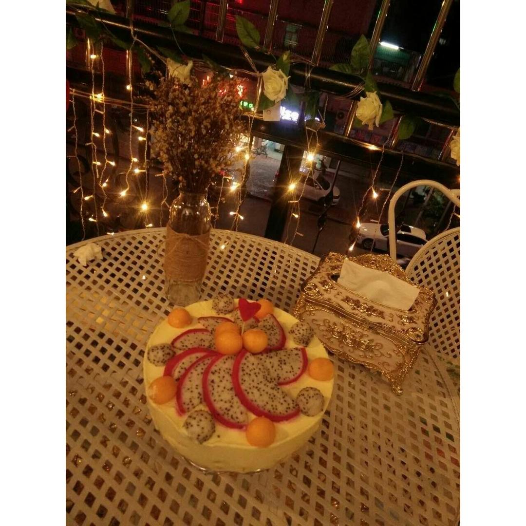 8寸水果慕斯蛋糕