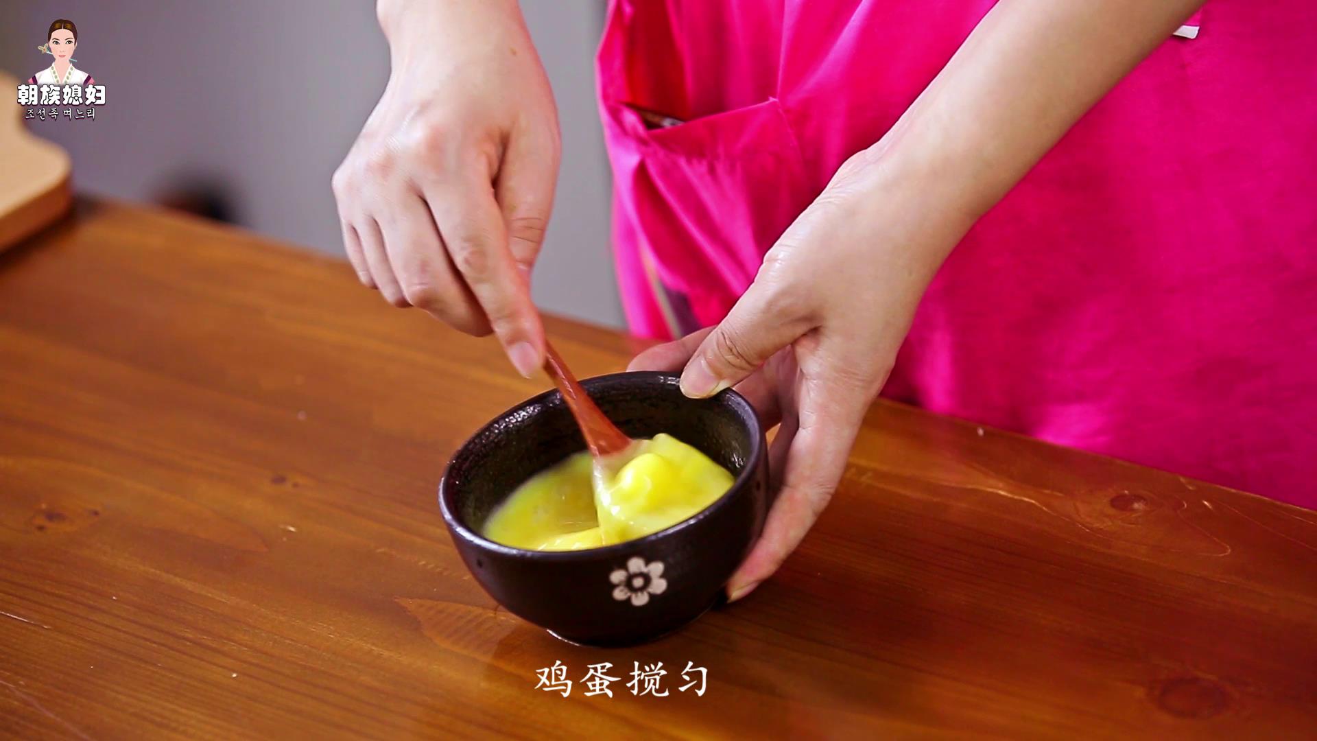 韩式牛肉年糕汤的做法 步骤6